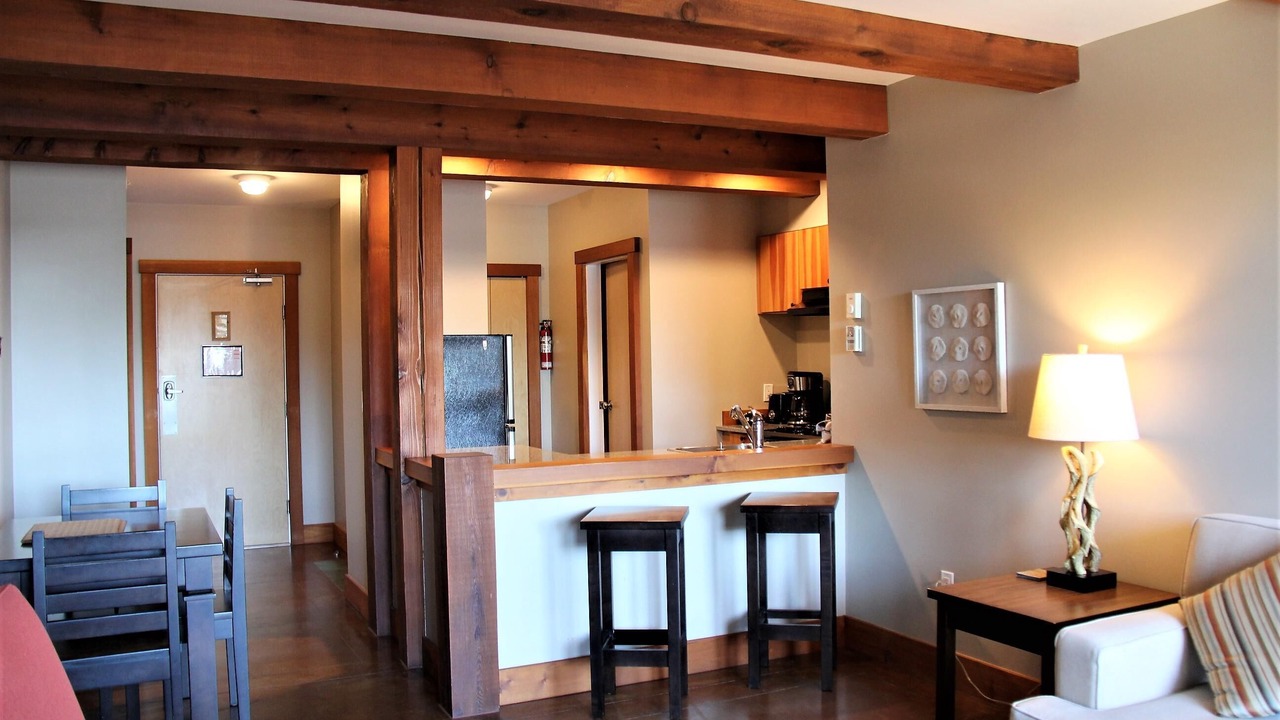Photo of Livingroom in Ucluelet