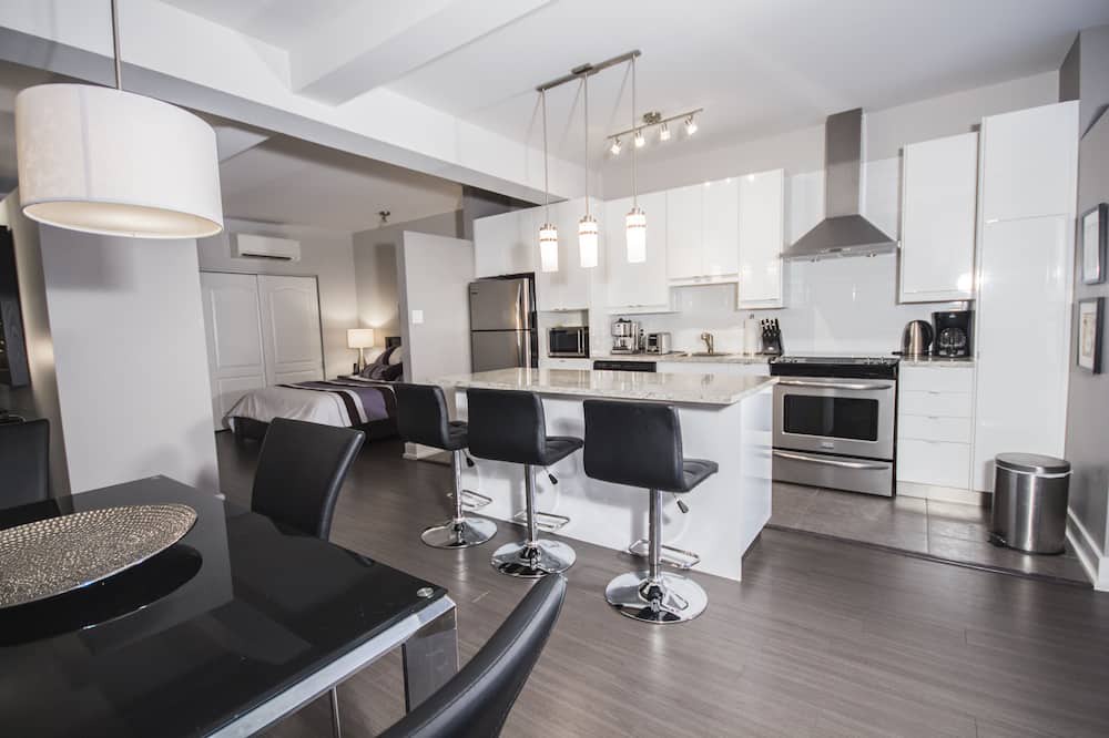 Photo of Kitchen in La Petite-Patrie