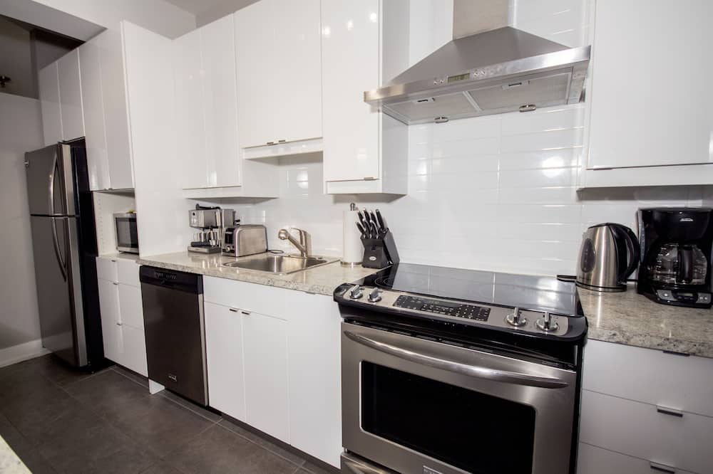 Photo of Kitchen in La Petite-Patrie