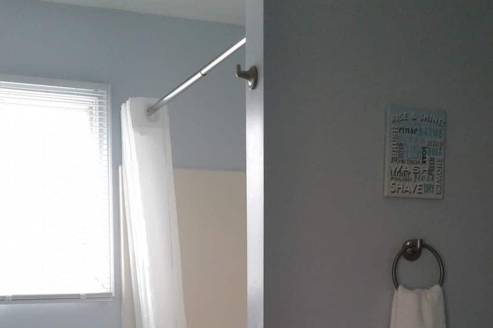 Photo of Bathroom in Brackley Beach