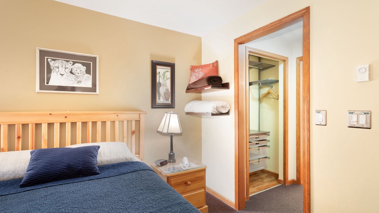 Photo of Bedroom in Village North
