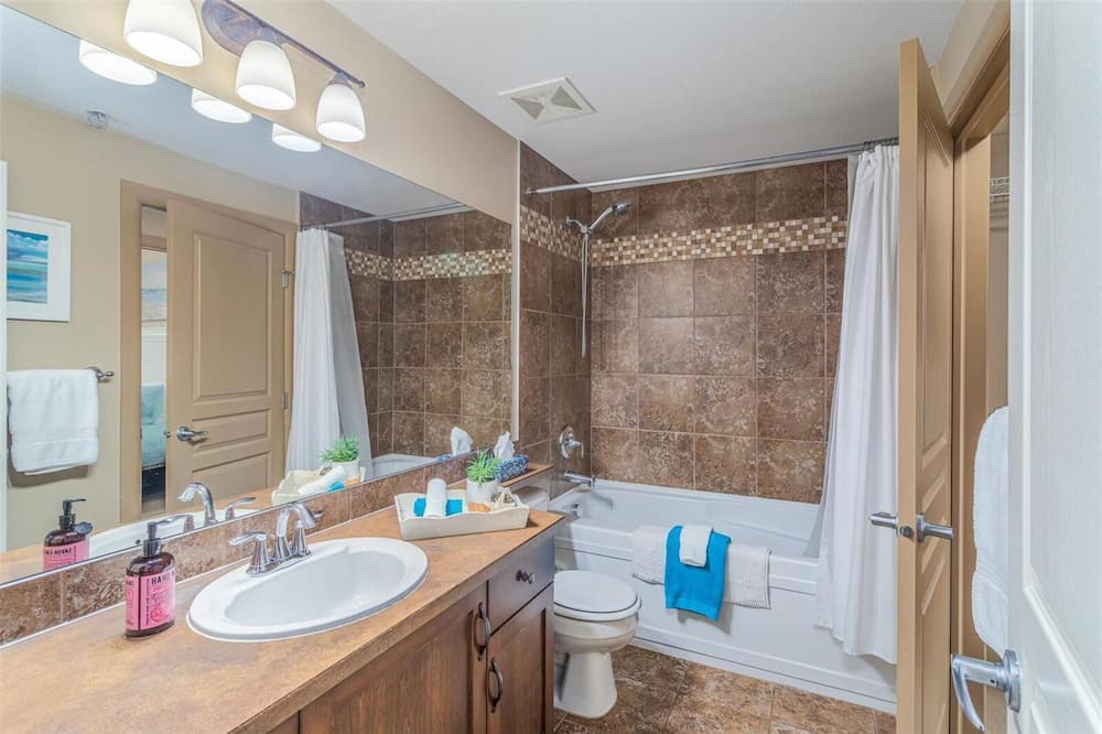 Photo of Bathroom in South Pandosy