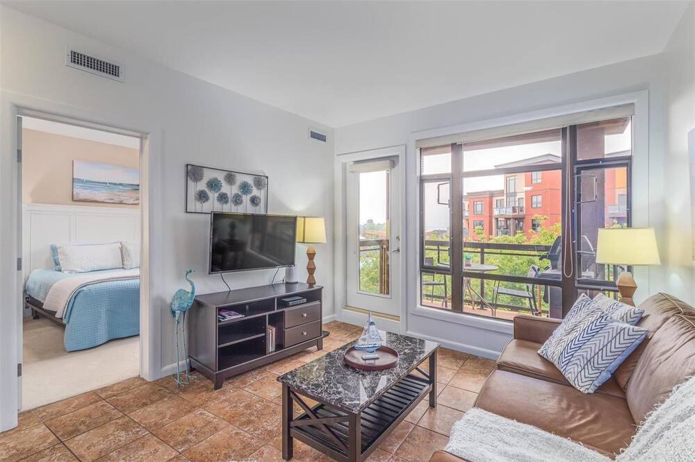 Photo of Livingroom in South Pandosy