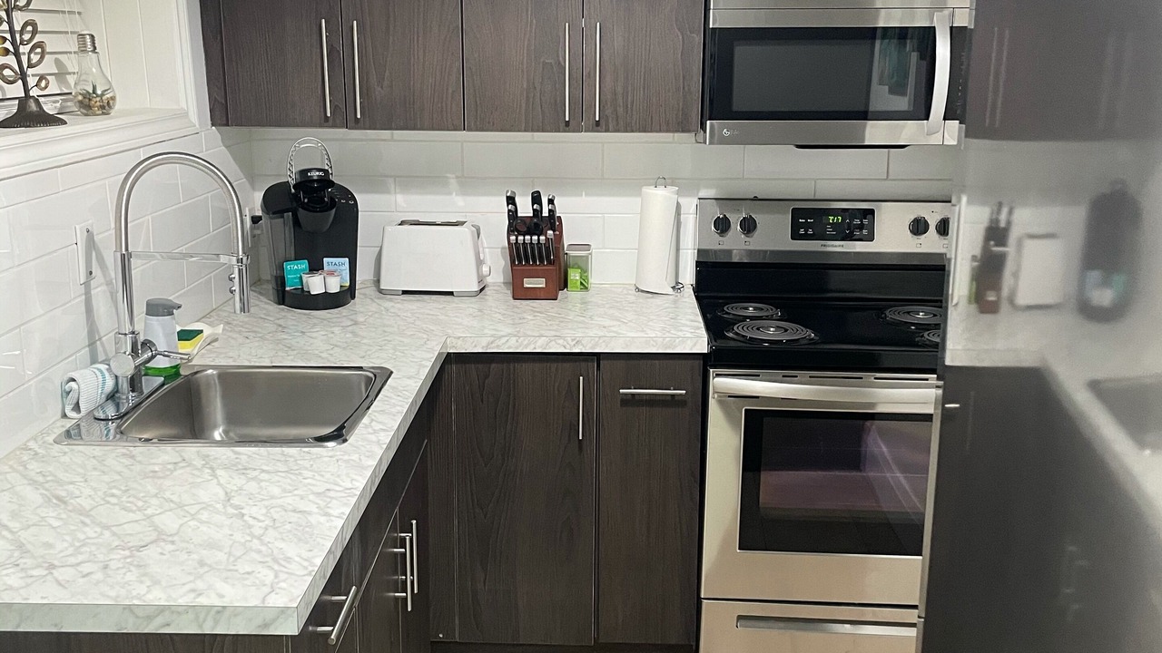 Photo of Kitchen in Downtown Niagara Falls