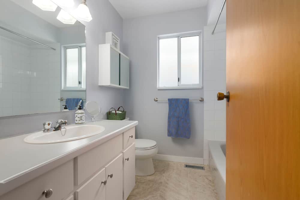 Photo of Bathroom in Surrey