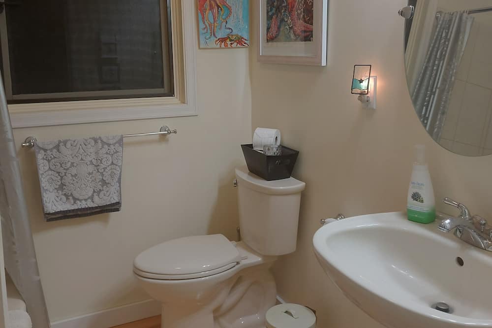 Photo of Bathroom in Regional District of Nanaimo