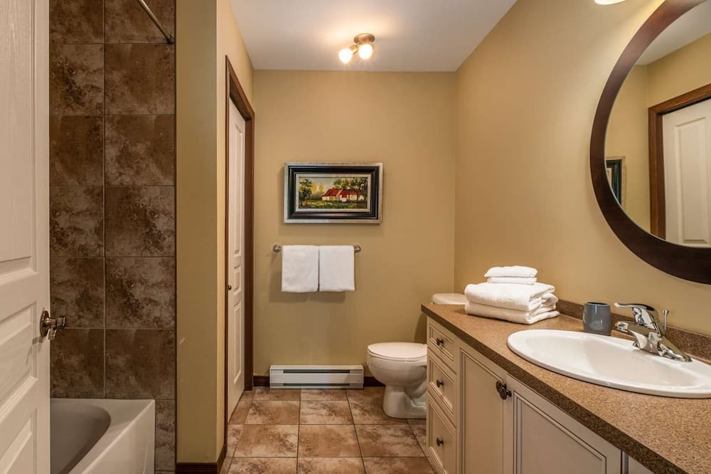 Photo of Bathroom in Mont-Tremblant