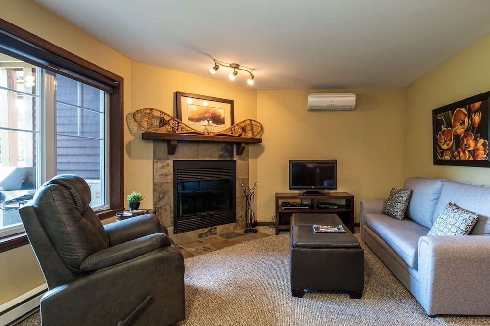 Photo of Livingroom in Mont-Tremblant