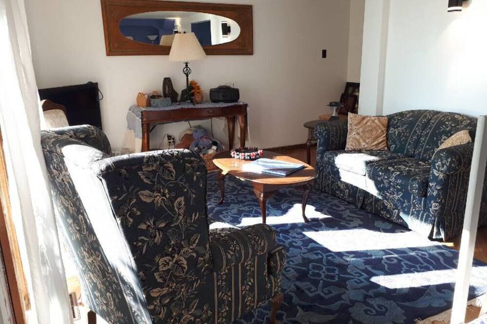 Photo of Livingroom in Les Collines-de-l'Outaouais Regional County Municipality