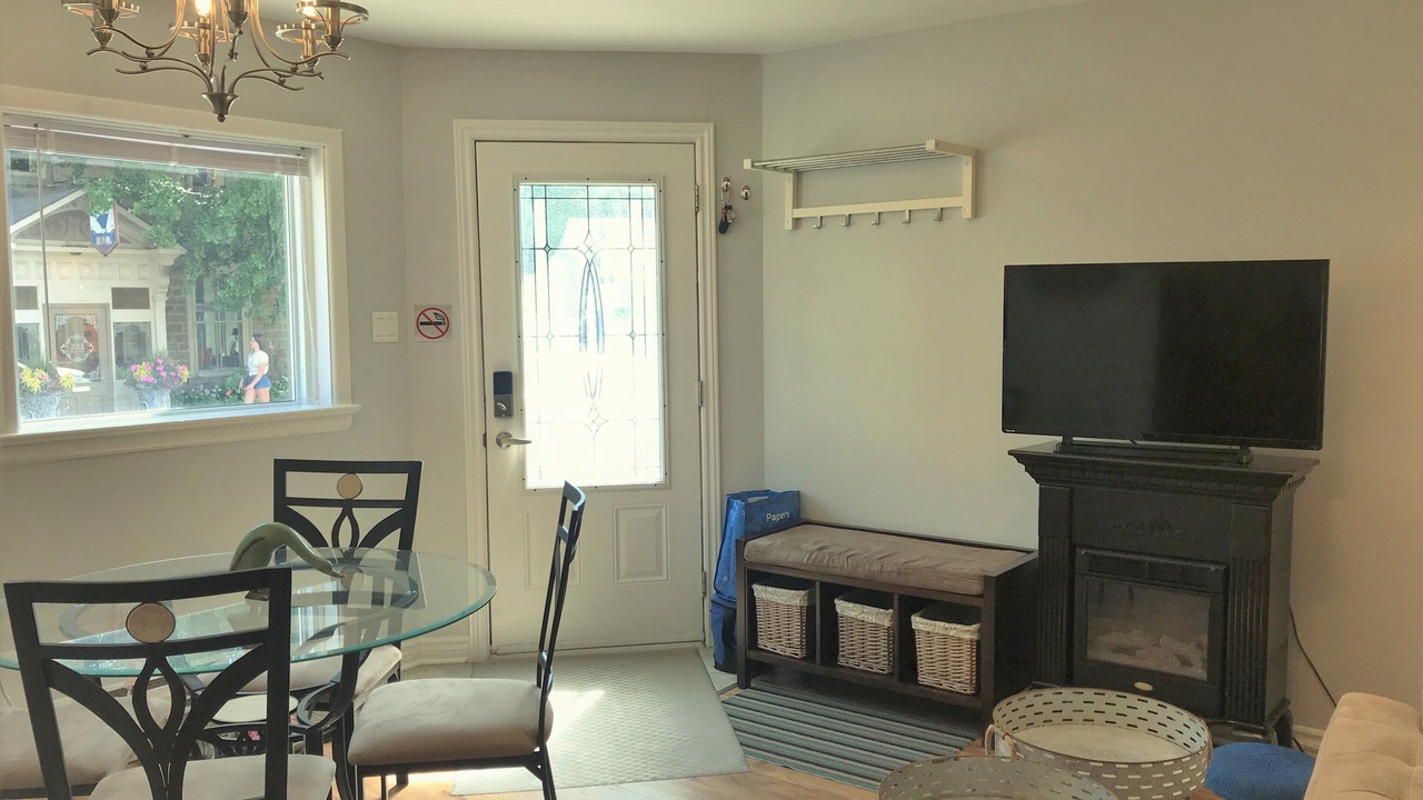 Photo of Livingroom in Carleton Place