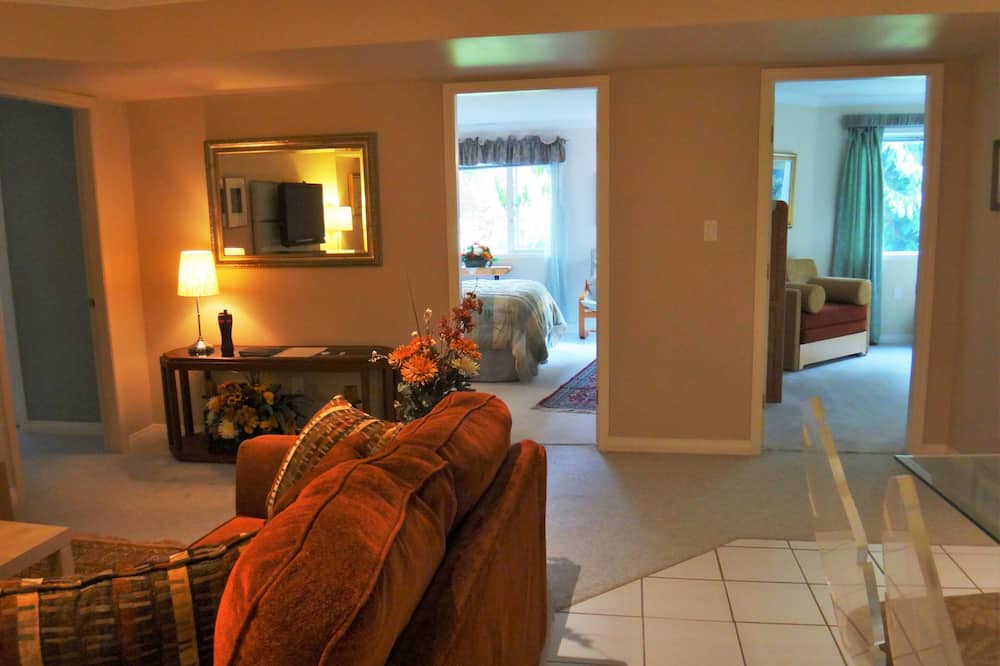 Photo of Livingroom in Cobble Hill