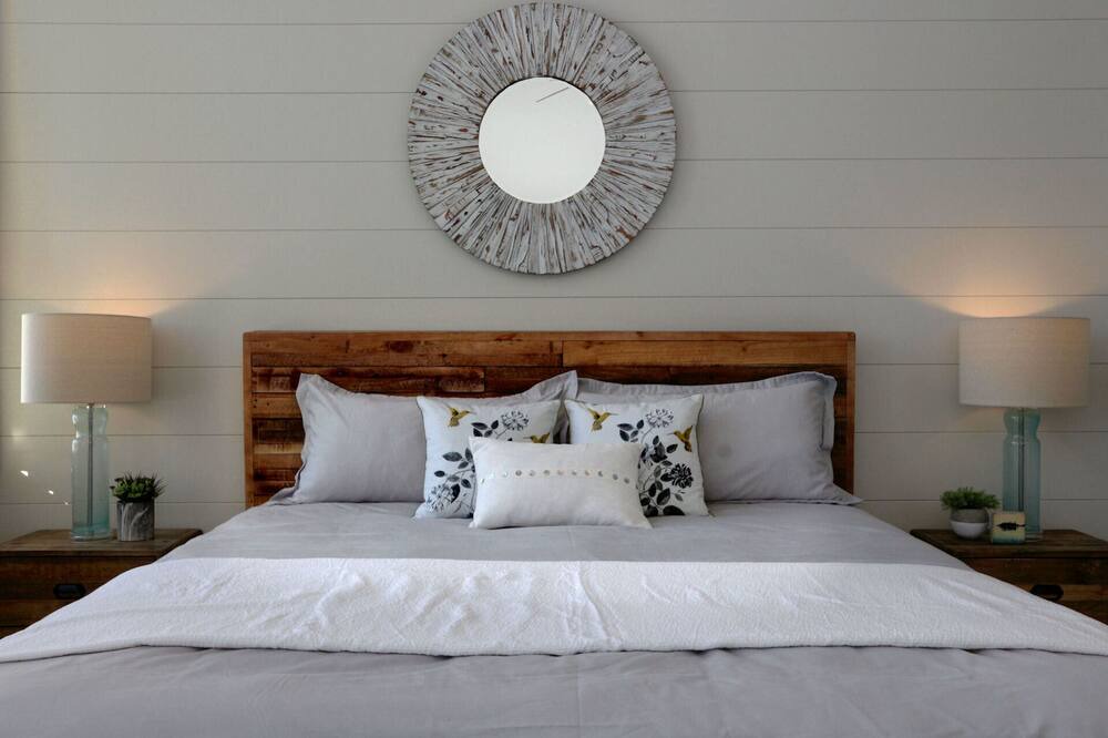 Photo of Bedroom in North End