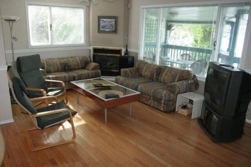 Photo of Bedroom in Vernon