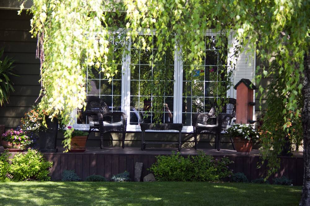 Photo of Others in Red Deer