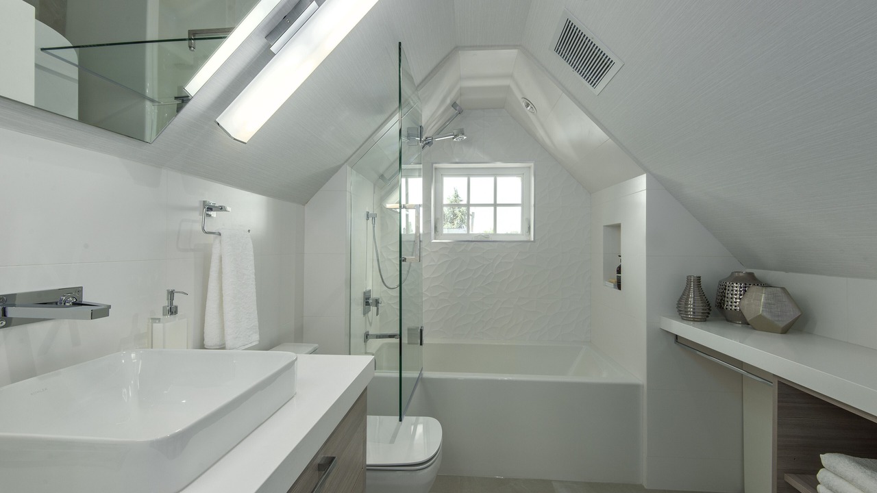 Photo of Bathroom in Kitsilano
