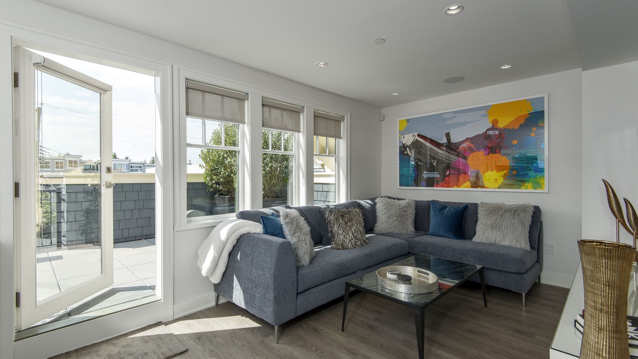 Photo of Livingroom in Kitsilano