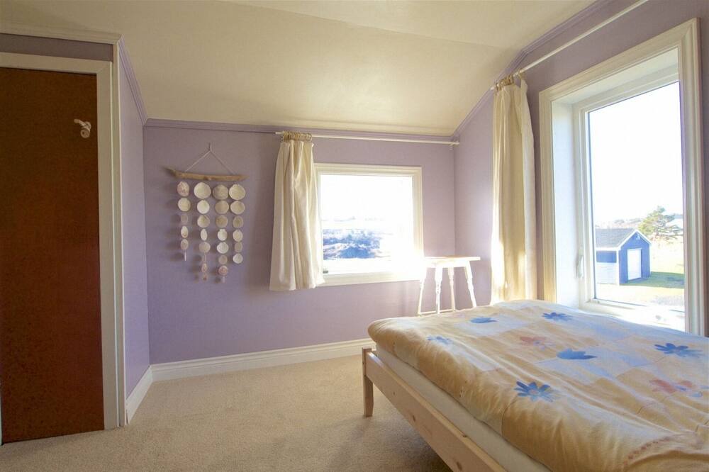 Photo of Bedroom in Sampson Cove