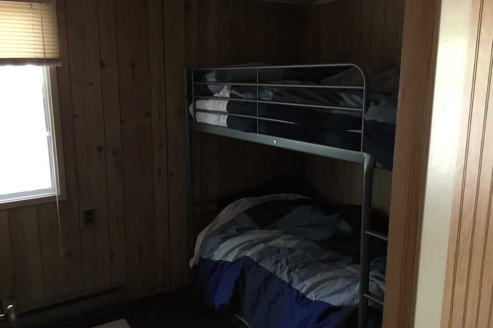 Photo of Bedroom in Victoria Beach