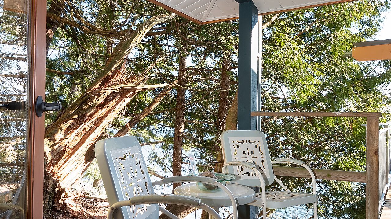 Photo of Patio Balcony in Bowen Island