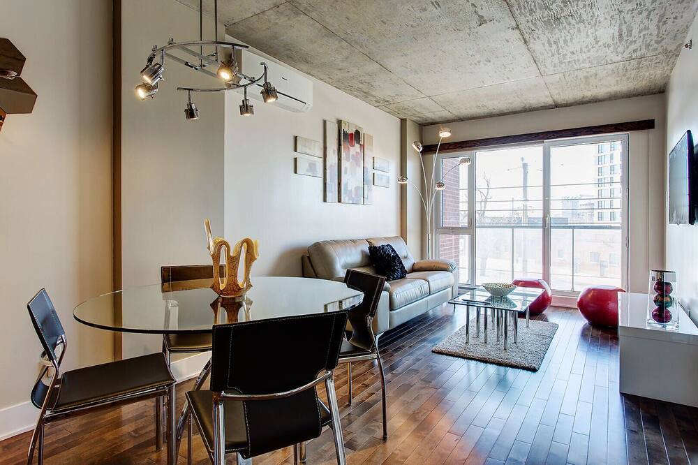 Photo of Livingroom in Griffintown