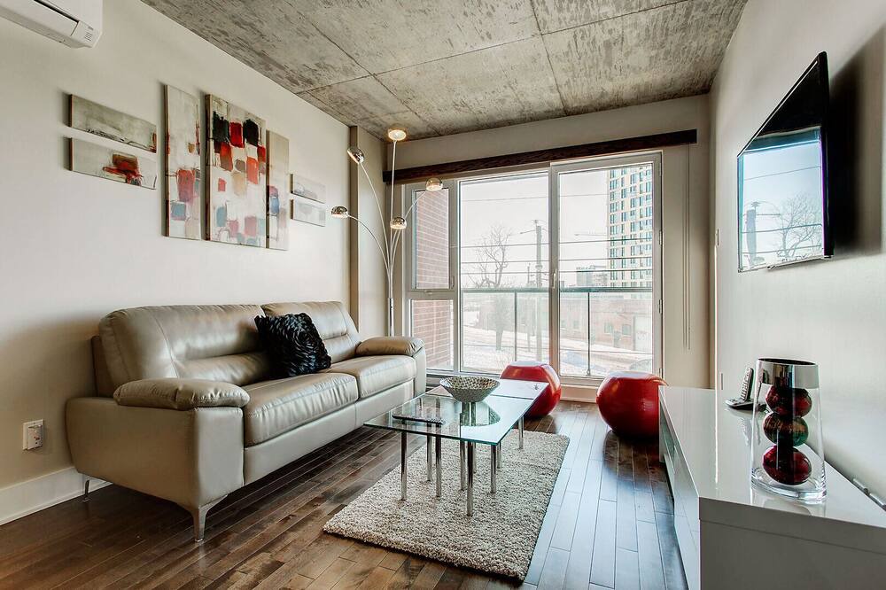 Photo of Livingroom in Griffintown