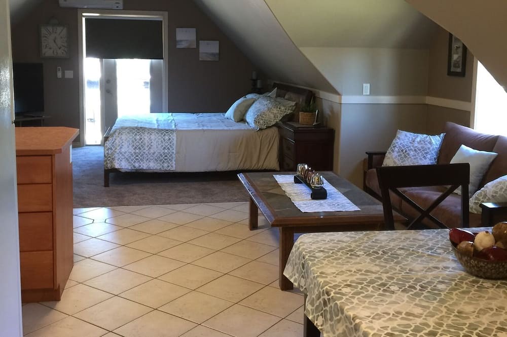 Photo of Bedroom in Chestermere