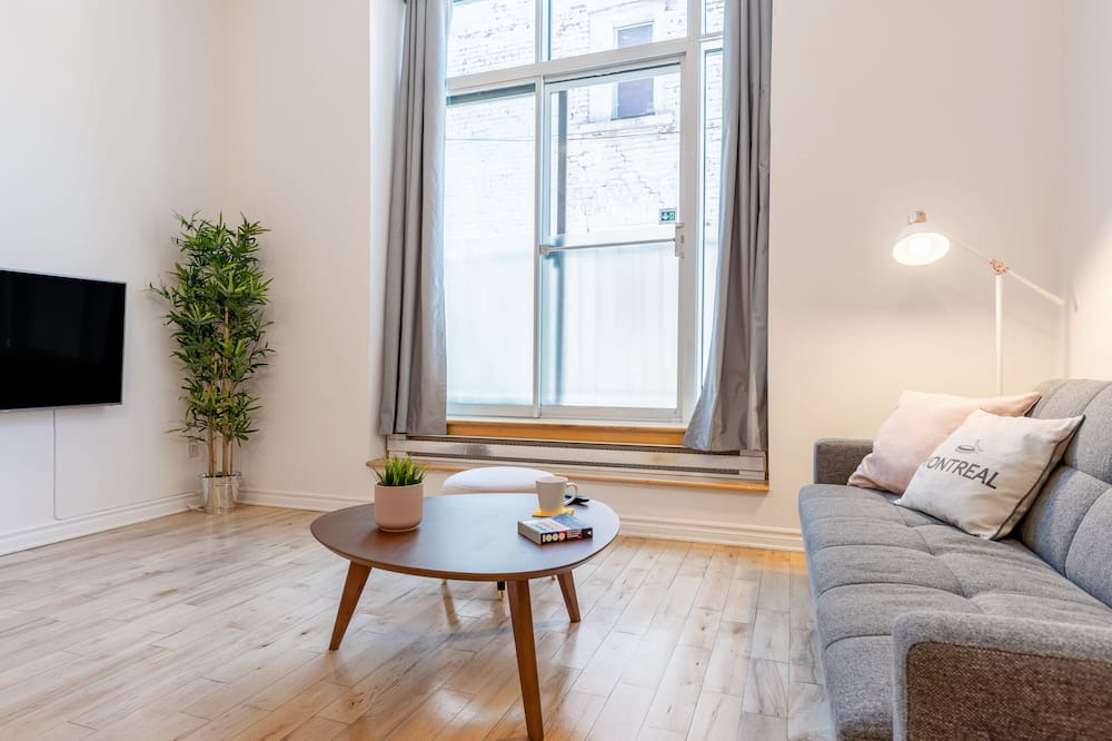 Photo of Livingroom in Hochelaga
