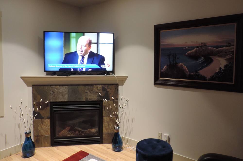 Photo of Livingroom in Westbank