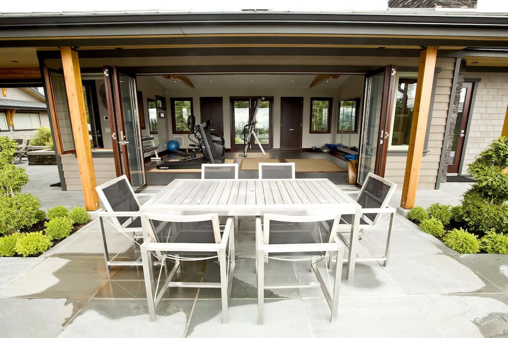 Photo of Patio Balcony in Bowen Island