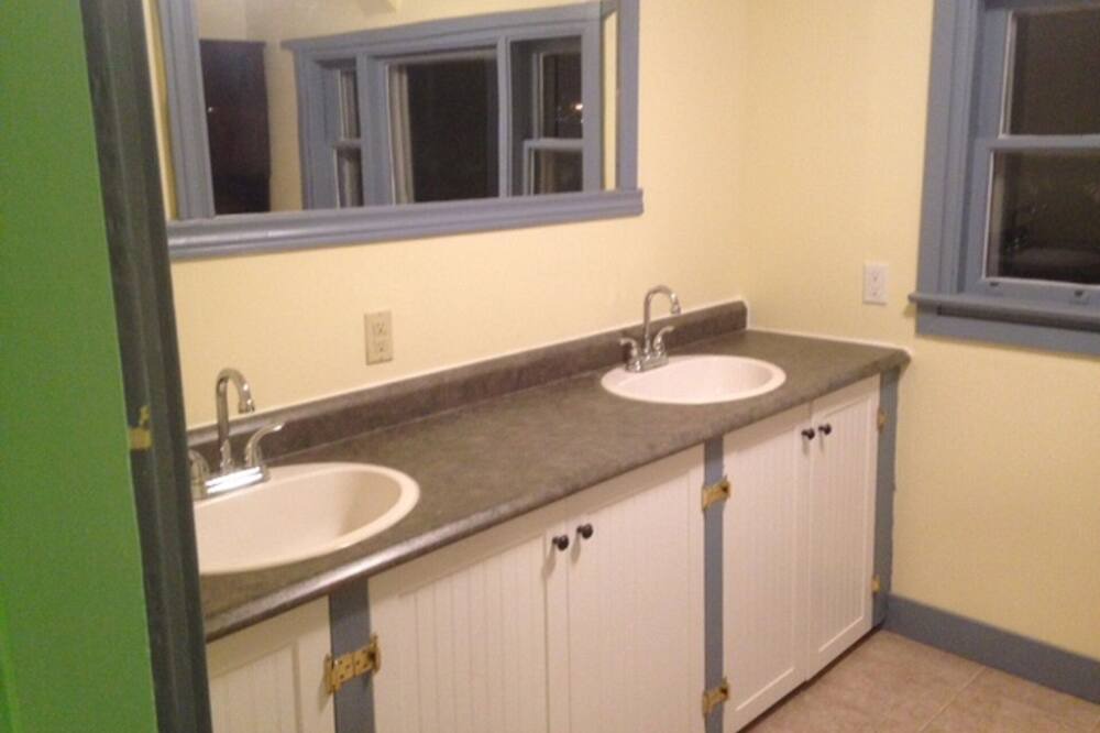 Photo of Bathroom in Digby