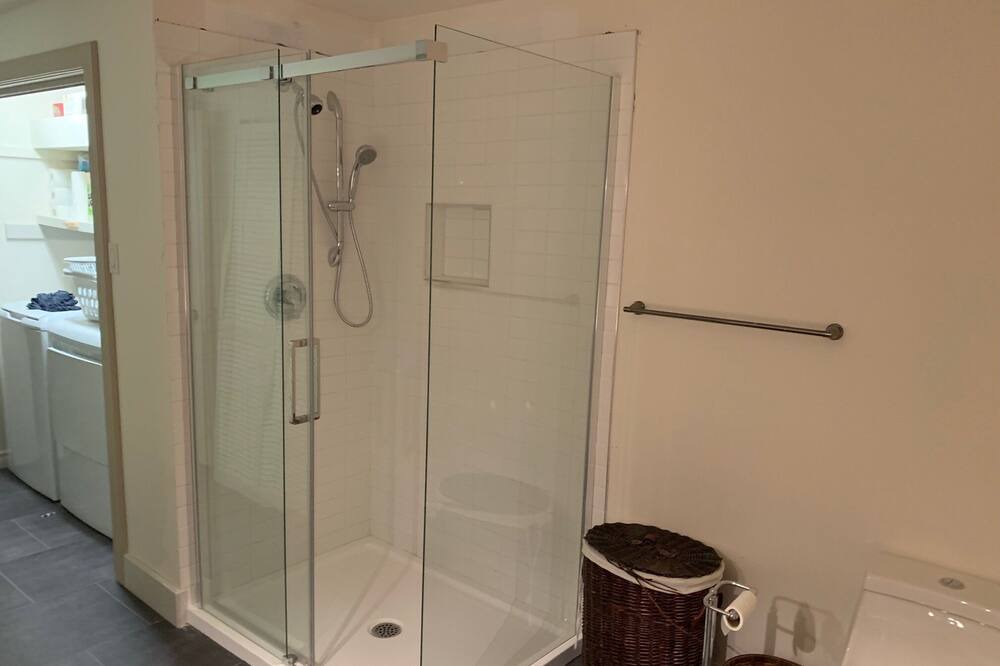 Photo of Bathroom in Stratford