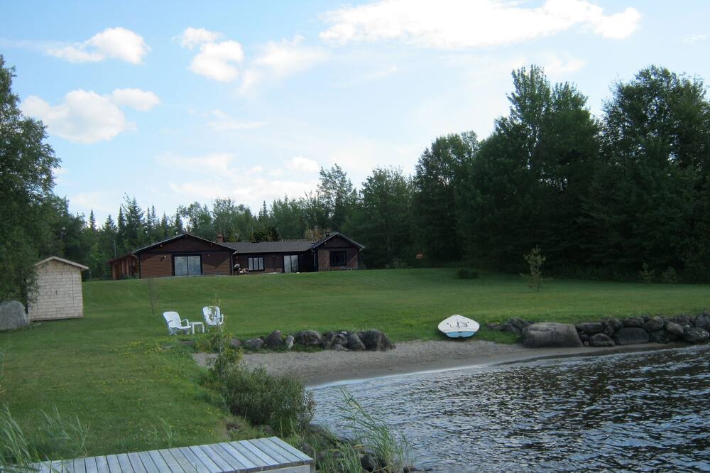 Photo of Outdoor in Stratford