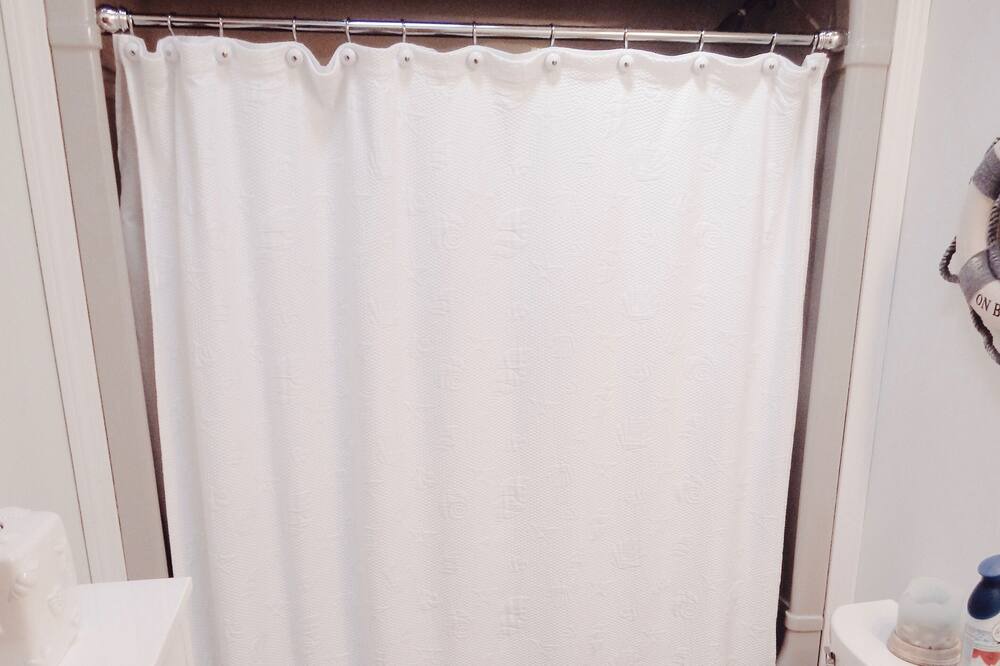 Photo of Bathroom in Clinton