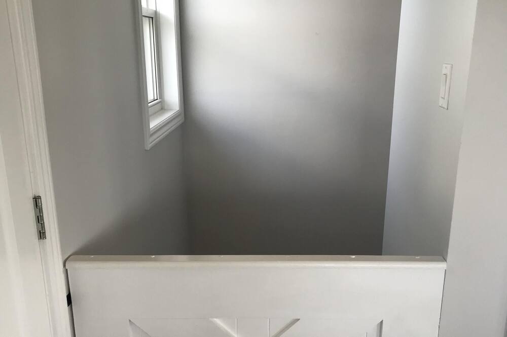 Photo of Bedroom in Clinton