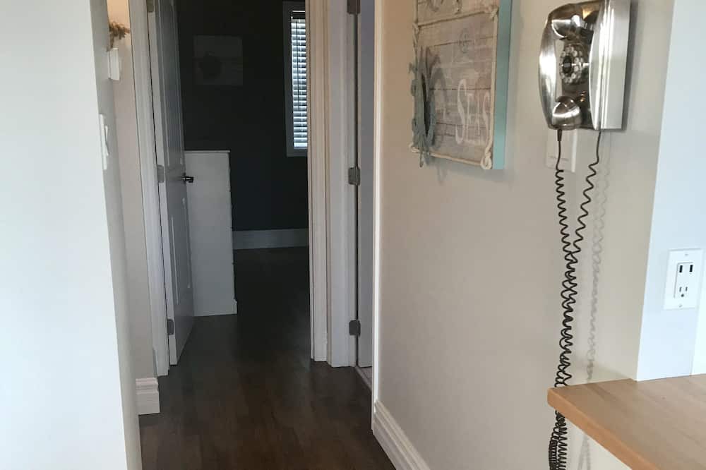 Photo of Bedroom in Clinton