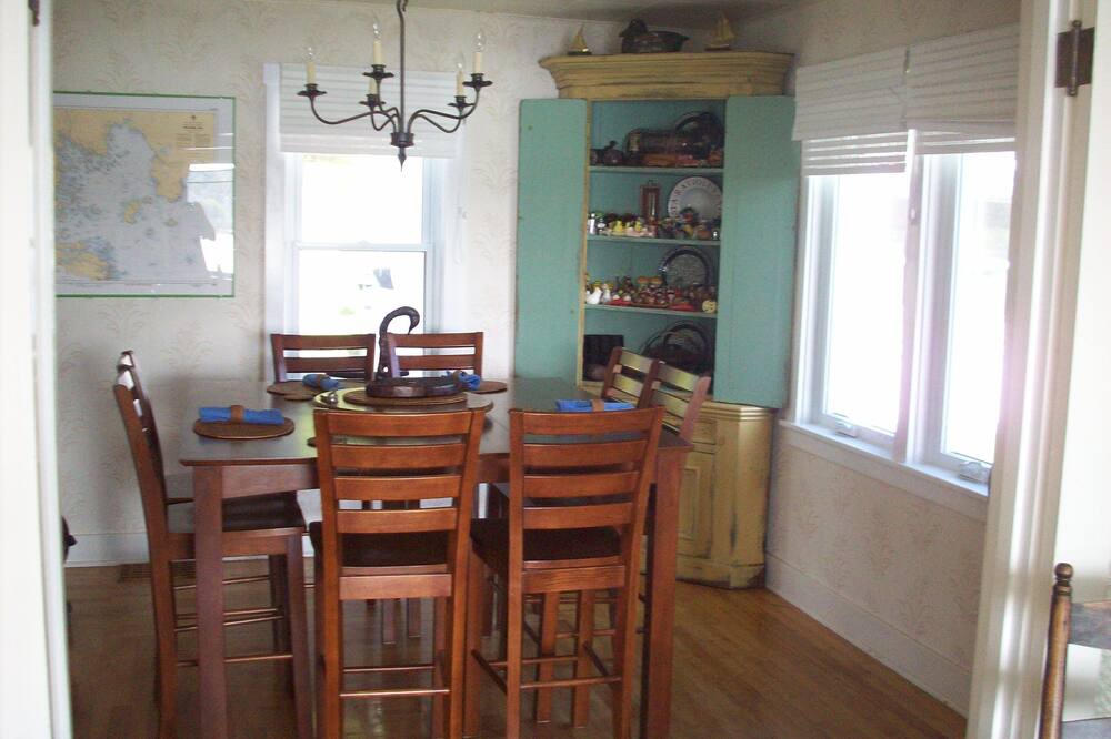 Photo of Bedroom in Mahone Bay