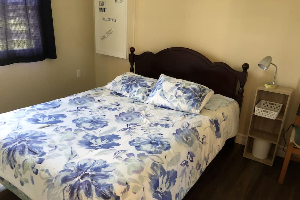Photo of Bedroom in Seafoam