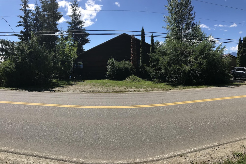 Photo of Others in Scotch Creek