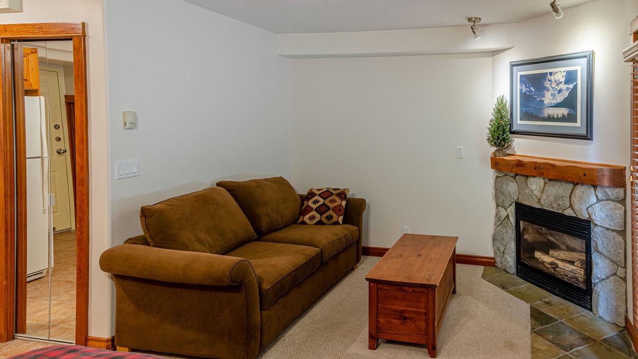 Photo of Livingroom in Sun Peaks