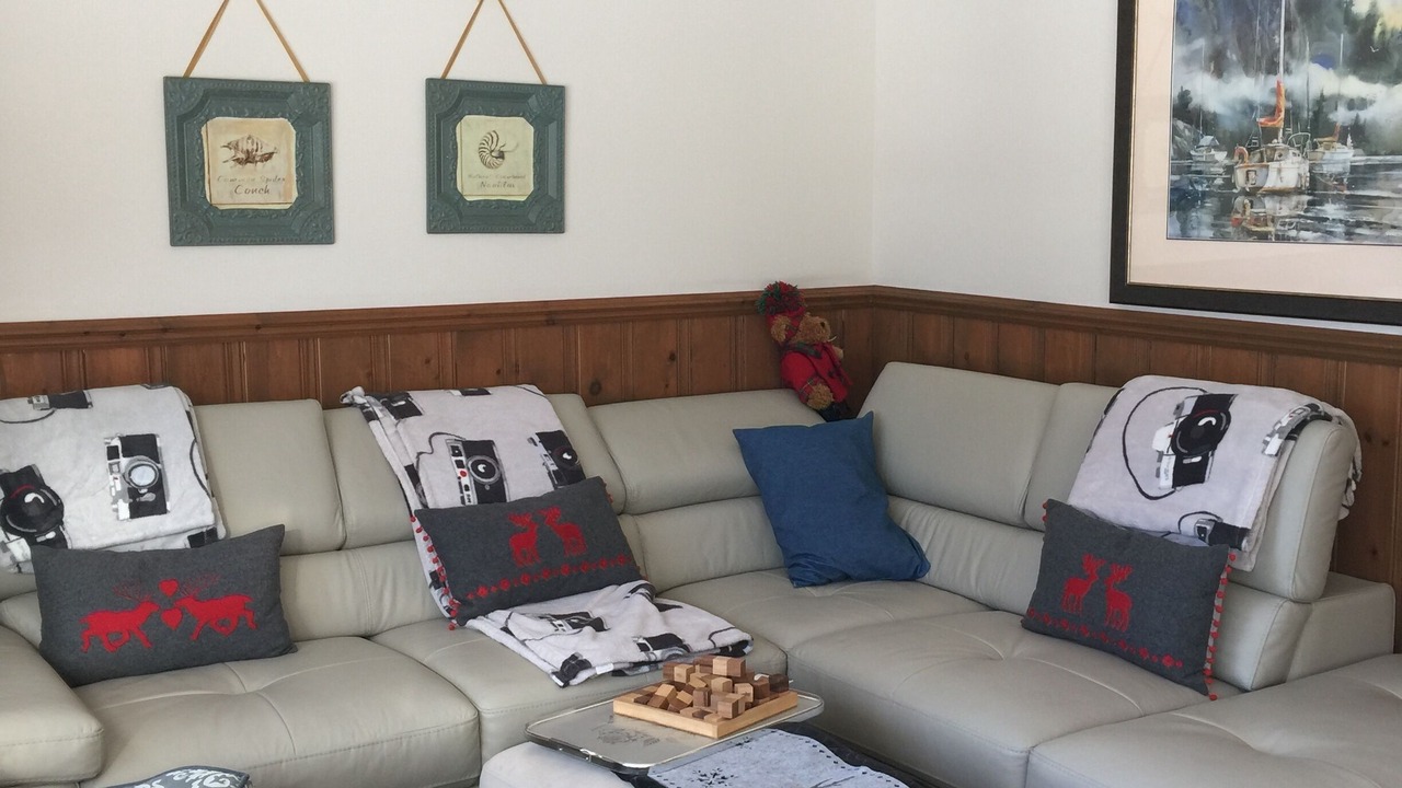 Photo of Livingroom in Saint-Jean-de-l'lle-d'Orleans