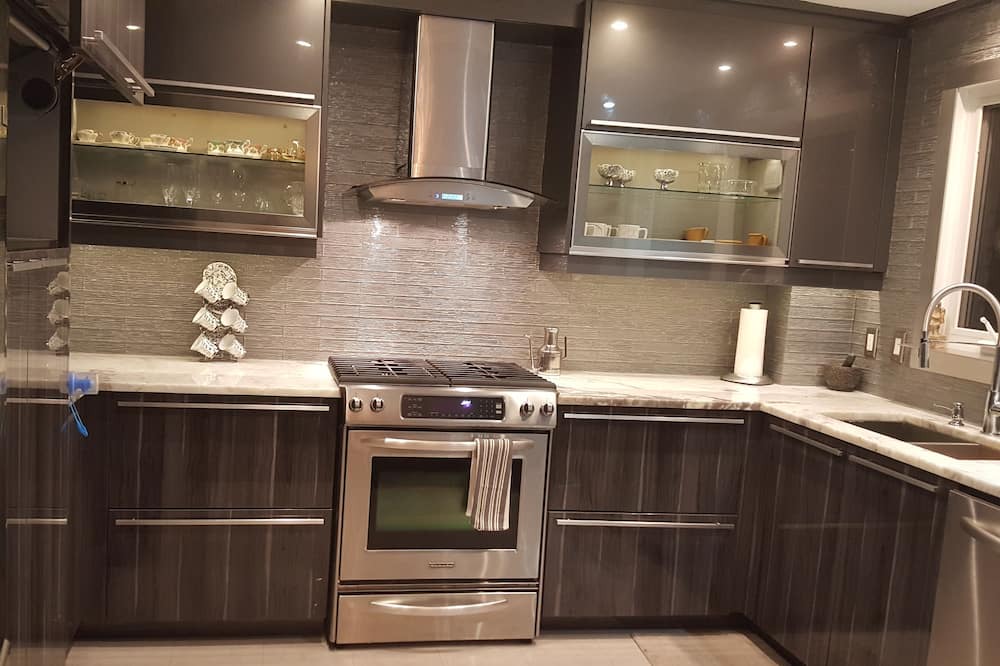 Photo of Kitchen in Brossard