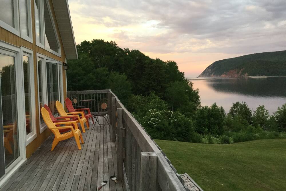 Photo of Patio Balcony in Ingonish Beach