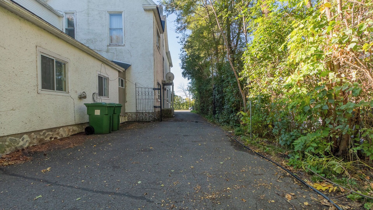 Photo of Outdoor in LaSalle