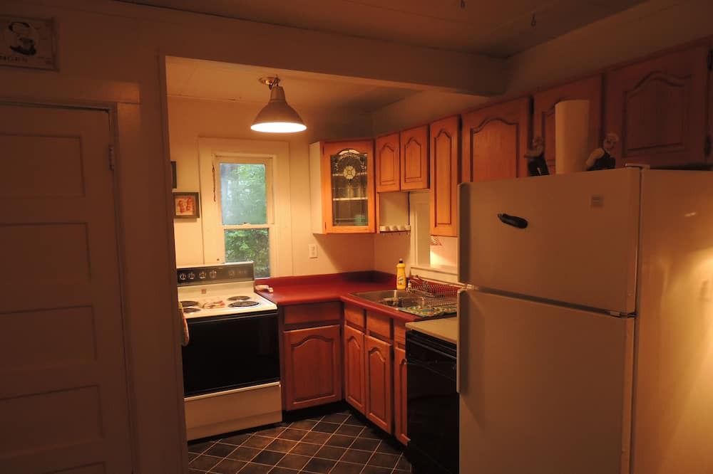 Photo of Kitchen in Mayne Island