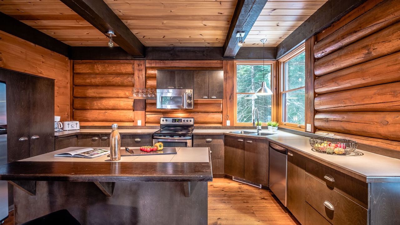 Photo of Kitchen in Lac Superieur Village