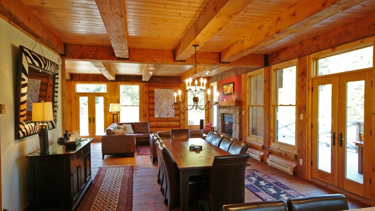 Photo of Livingroom in Lac Superieur Village