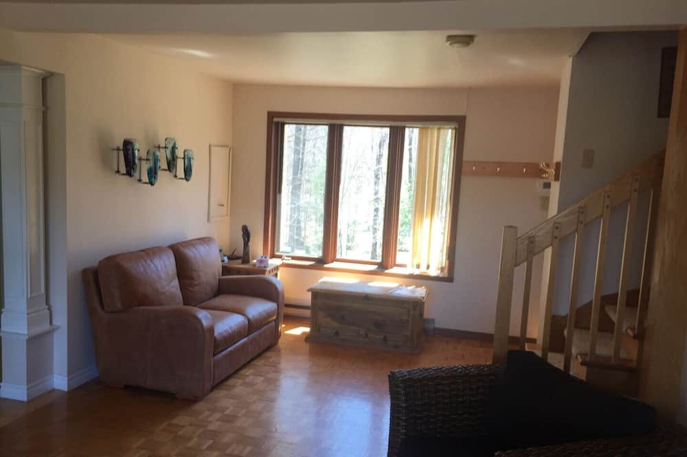 Photo of Livingroom in Orford