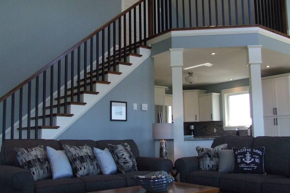 Photo of Livingroom in Brackley Beach