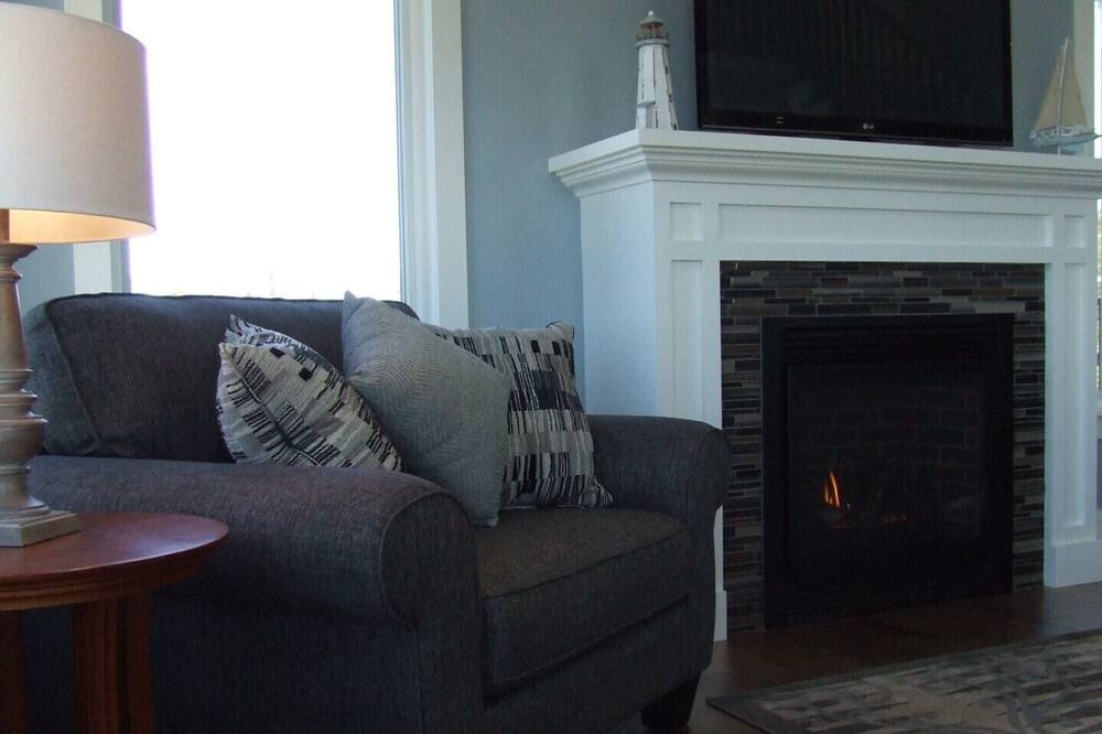Photo of Livingroom in Brackley Beach
