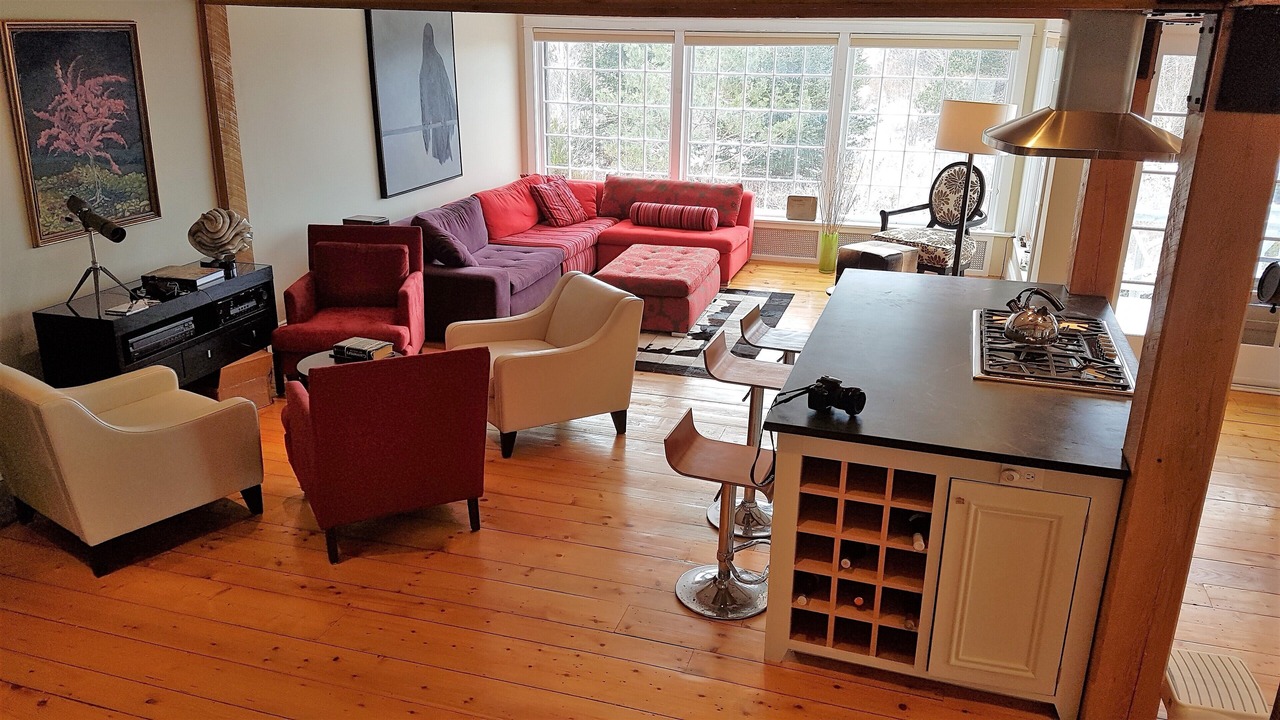 Photo of Livingroom in Indian Harbour